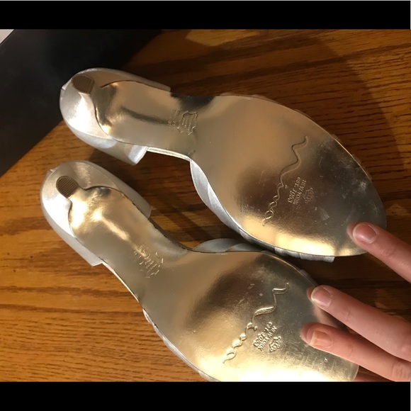 New Nina Silver 7.5 D’Orsay Bridesmaid Bridal - Picture 3 of 7